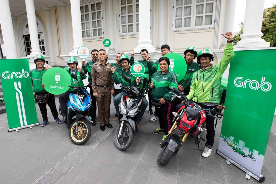 L'équipe des chauffeurs Grab à Bangkok