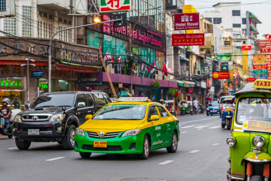 Les taxis locaux dans les rues à Bangkok