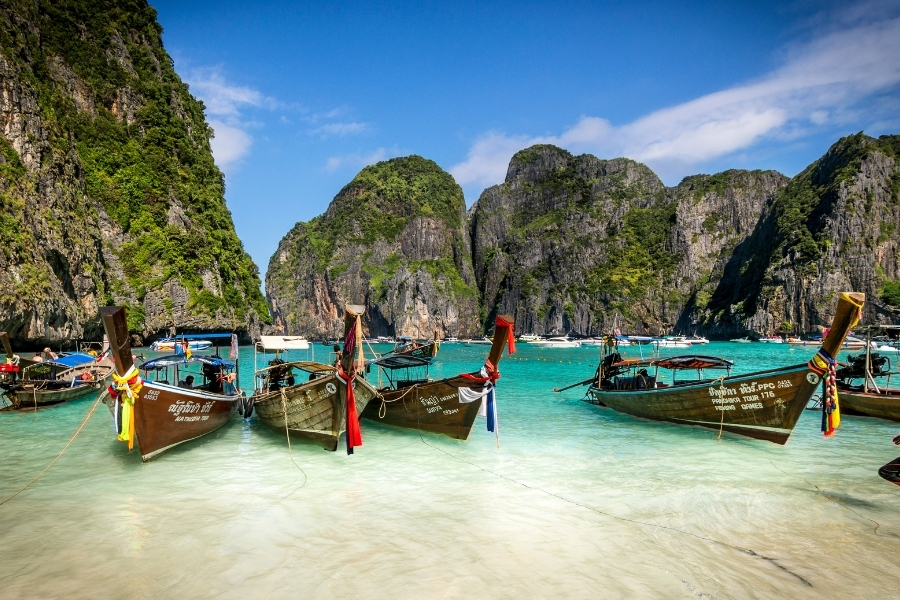 bateau longue queue traditionnel mer andaman