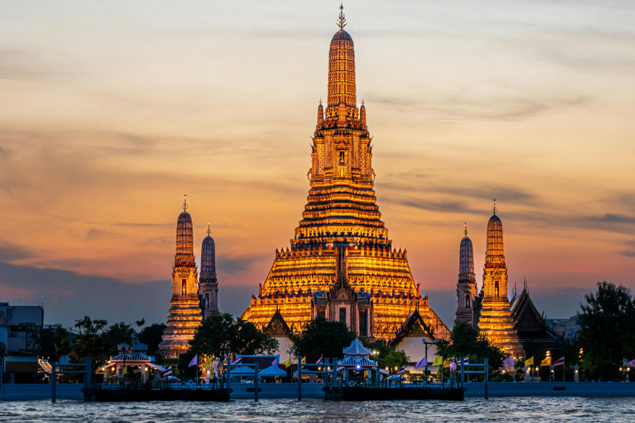 Bangkok en 2 jours dans le moment du coucher du soleil