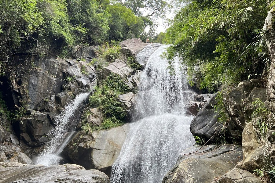 Cascade de Khe Van