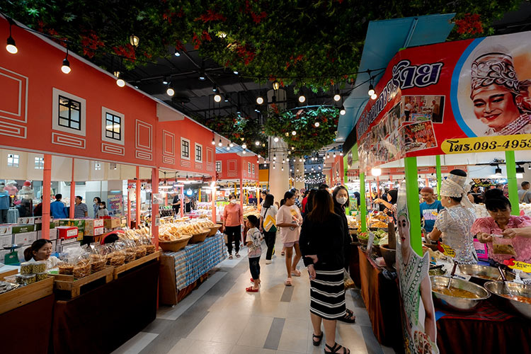 Espace culinaire diversifié avec une variété de plats thaïlandais uniques