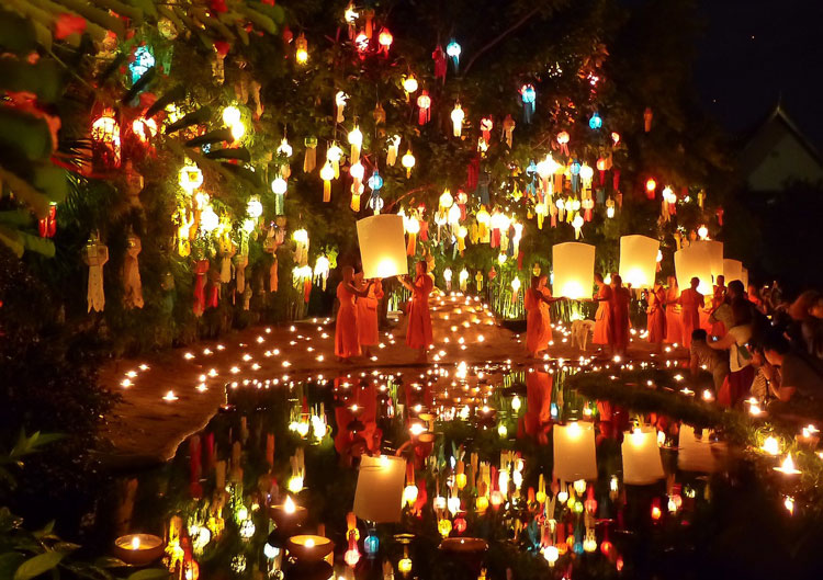 Festival des lanternes au Wat Phan Tao