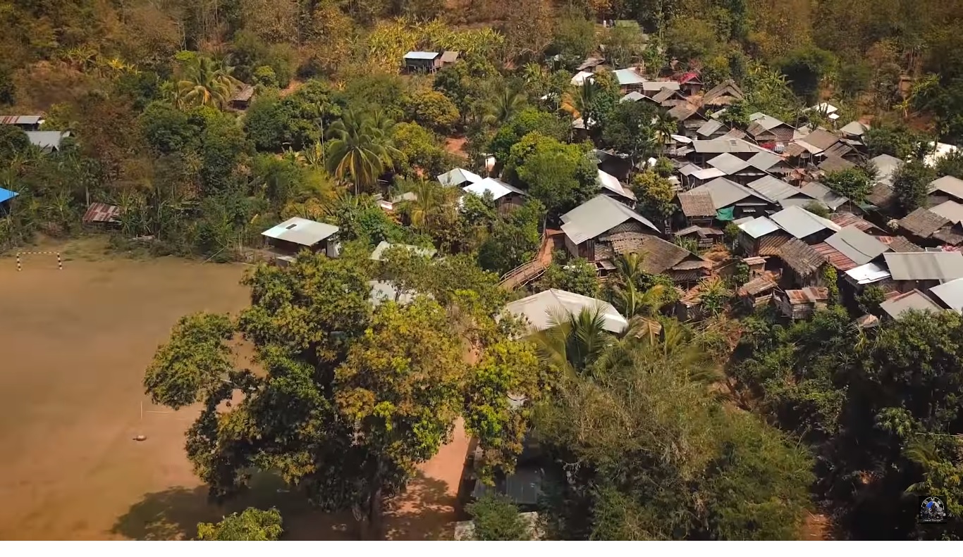 Le village de Karenni