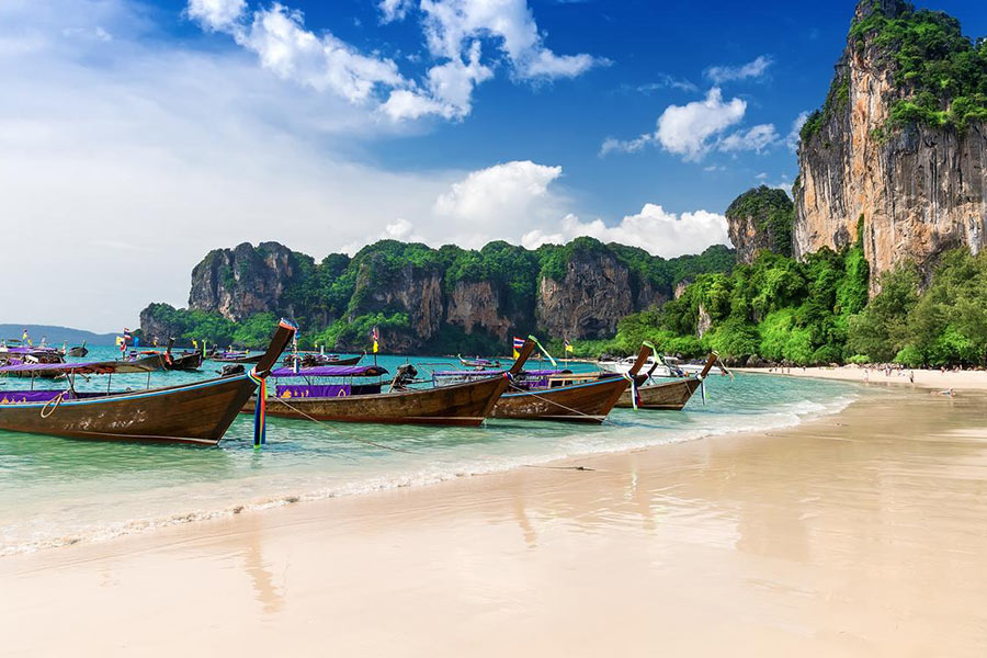 Plage de Ao Nang – Plage paradisiaque en Thaïlande