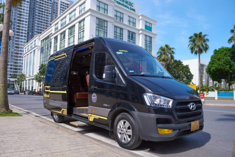 Pour un voyage plus confortable jusqu'à Sapa, optez pour une limousine