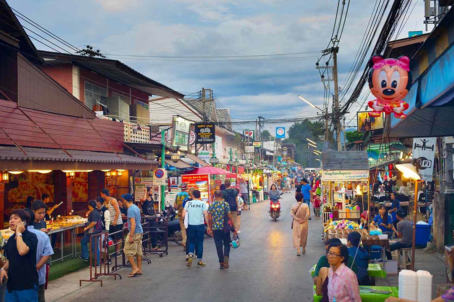 Rue piétonne Pai à Mae Hong Son