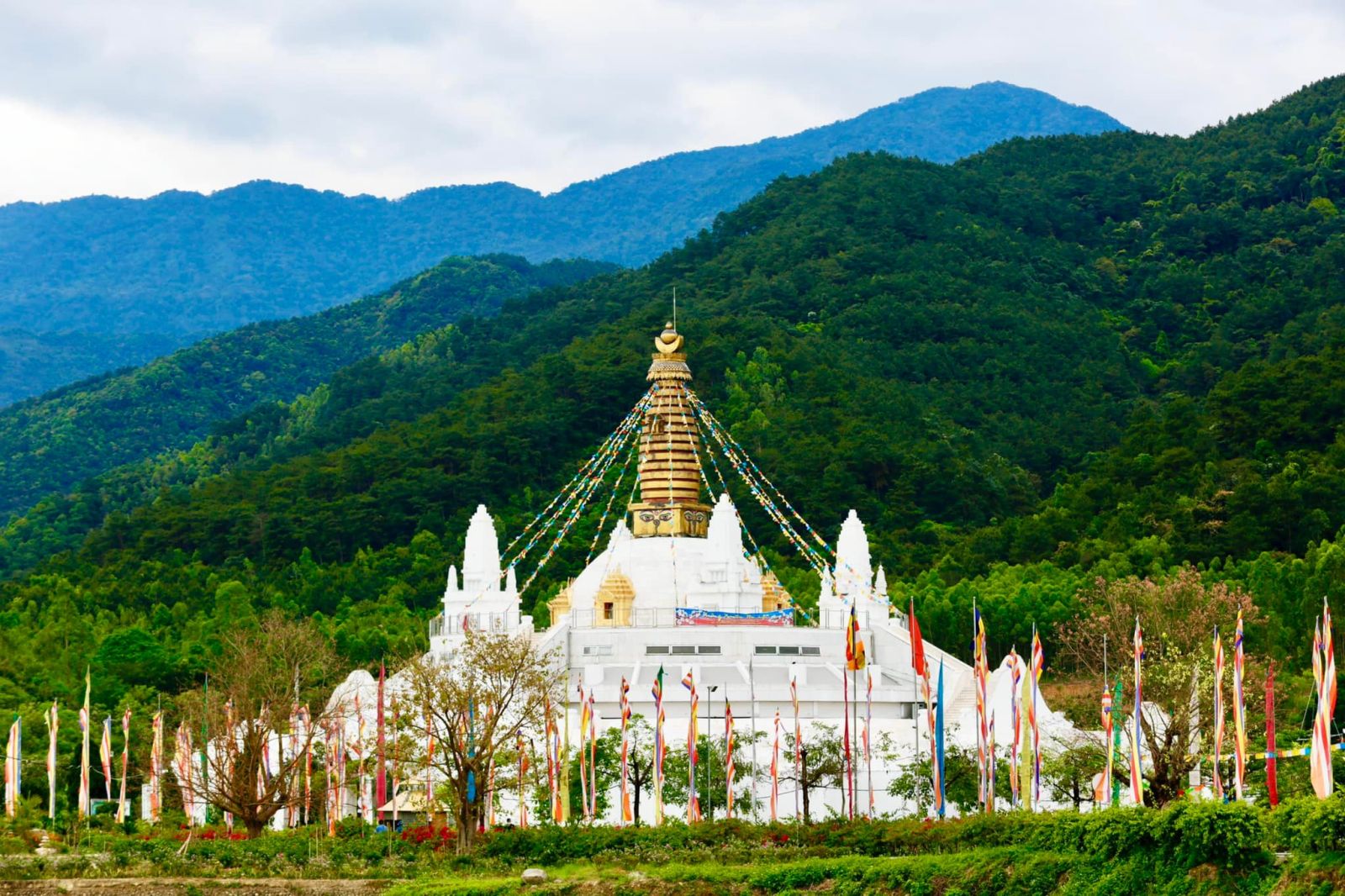 Grand stupa du Mandala