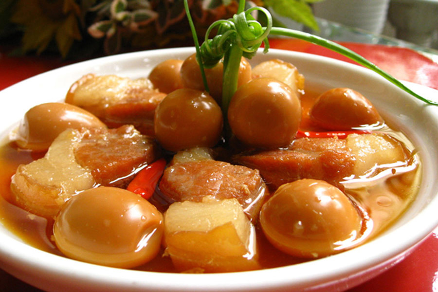 Le "thịt kho"