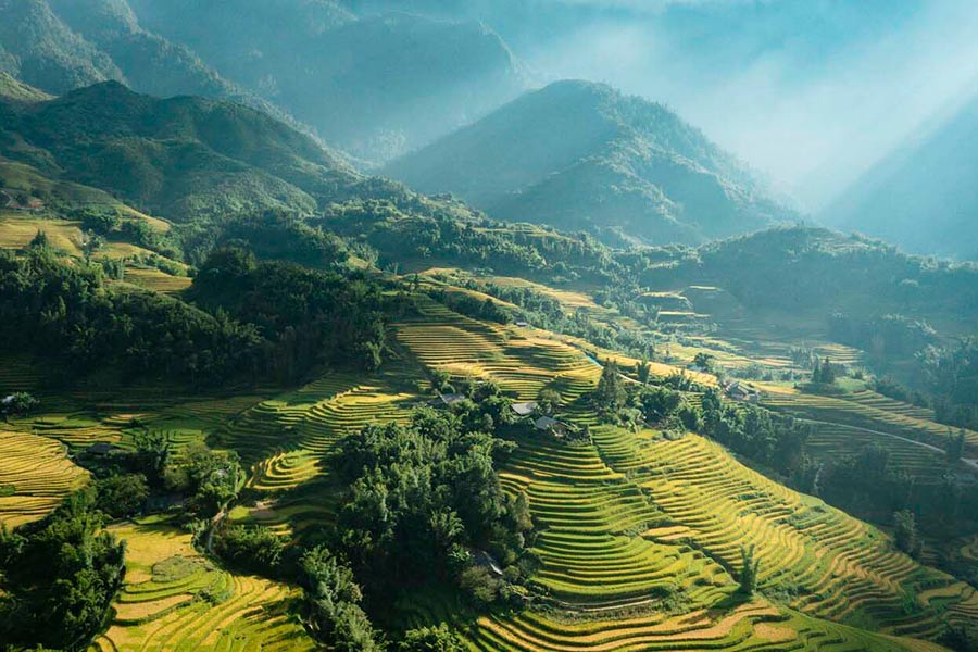 La beauté de Pù Luông à la saison du riz mûr