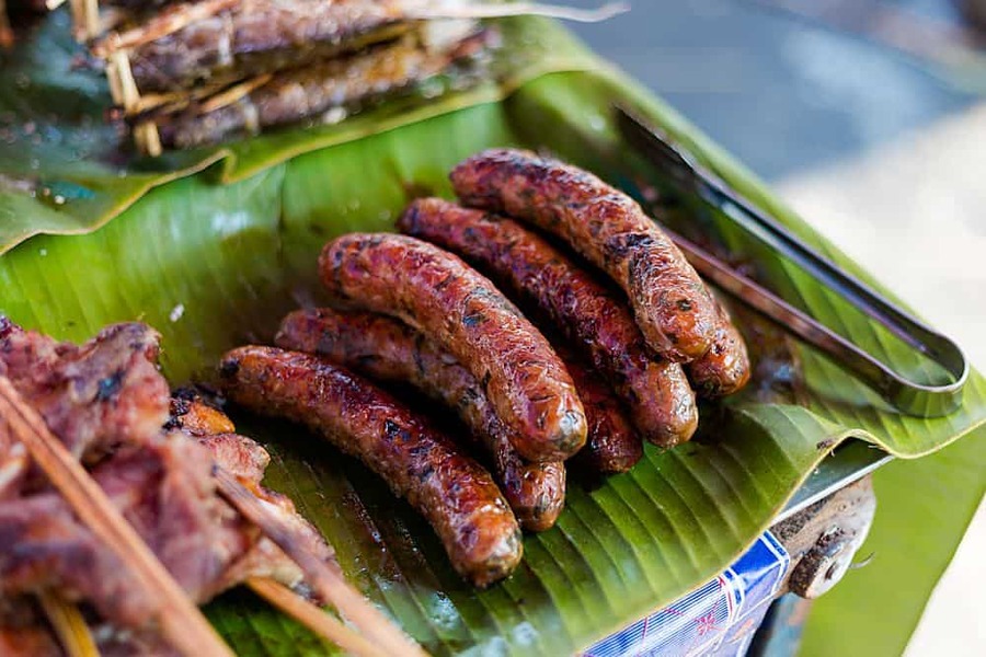 Sai Oua – La saucisse laotienne grillée