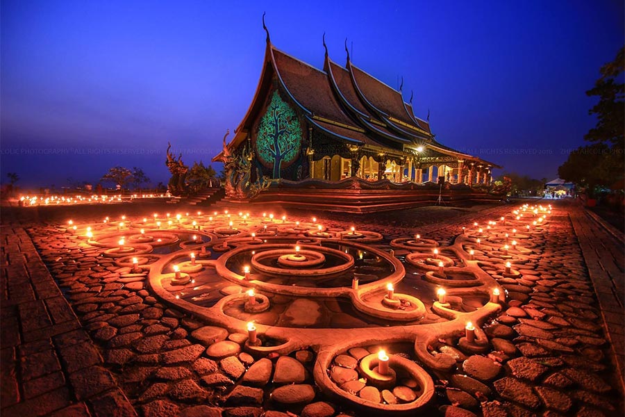 Sirindhorn Wararam Phu Prao est l'un des plus beaux temples de la Thailande