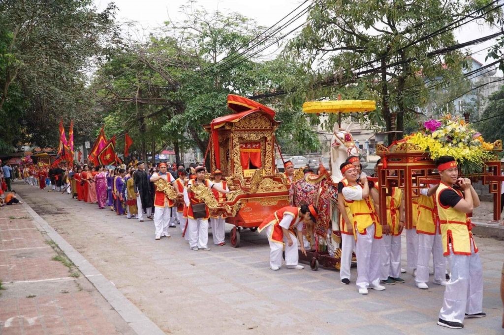 Procession solennelle du palanquin