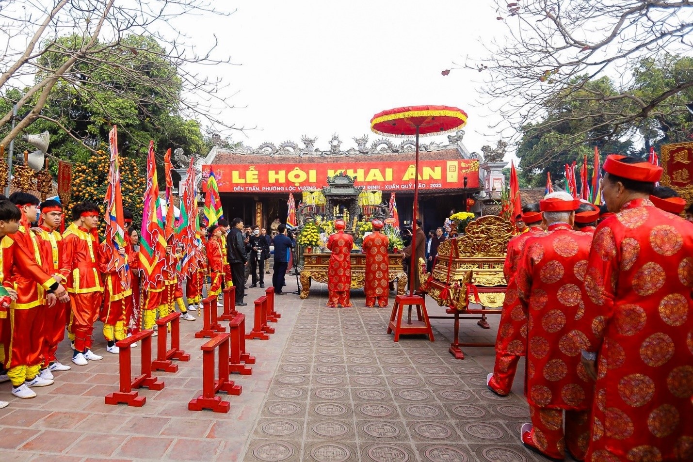 Cérémonie d'ouverture du temple Tran - un événement annuel 