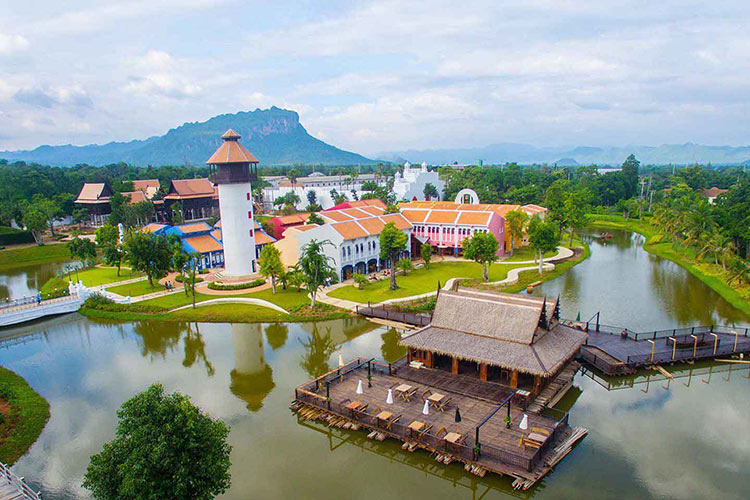 Village de Mallika RE 124 - visite inoubliable à Kanchanaburi