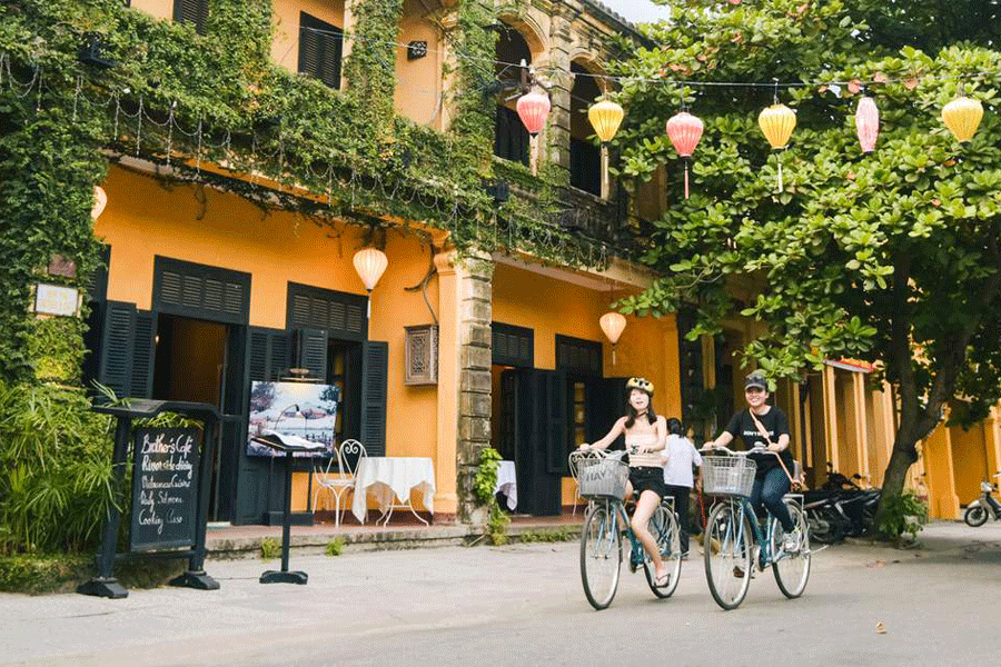 Le duo Da Nang – Hoi An s’impose naturellement parmi les destinations touristiques Vietnam 2026 grâce à sa complémentarité unique