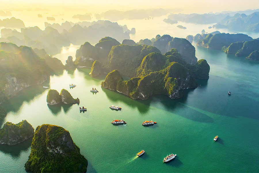 Baie d'Halong est moins fréquentée pendant le Têt, idéale pour Du Xuan