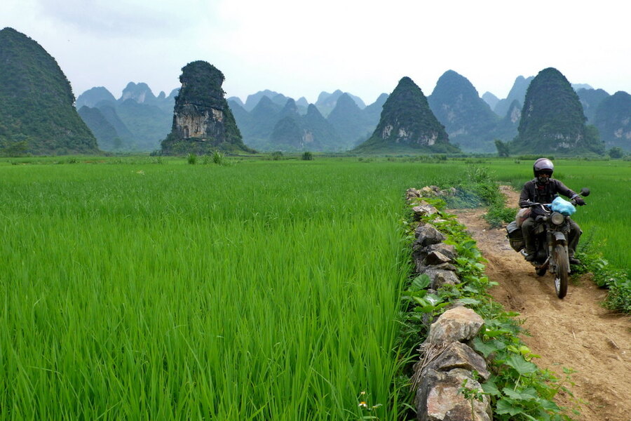 La route nationale 3 qui traverse le Col Ma Phuc est idéale pour une balade en moto
