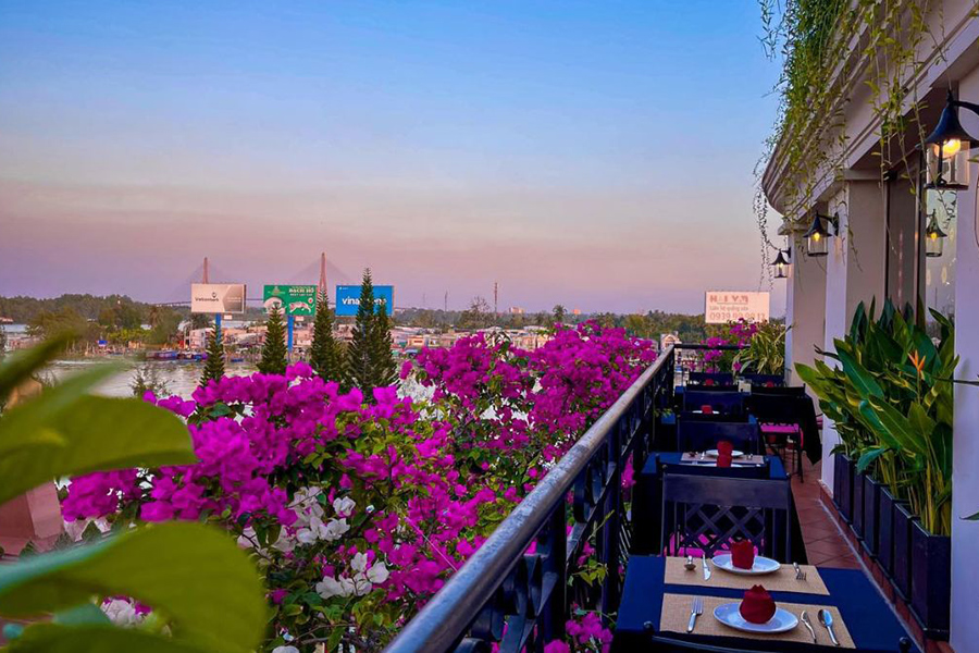 restaurant l'escale à Ninh Kieu