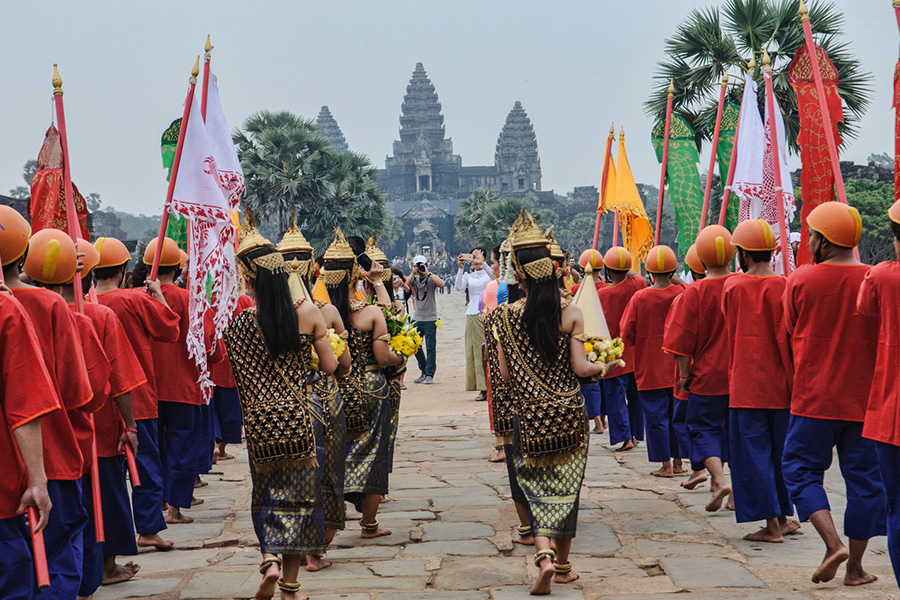 le dèilé pendant Chol Chnam Thmay à Siem Reap