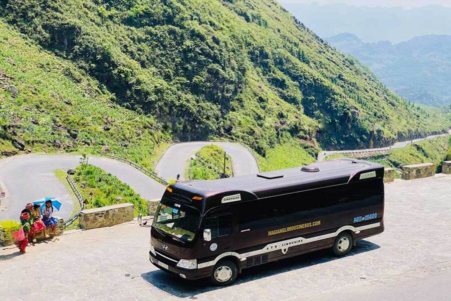 Le bus de jour ou de nuit est donc le moyen de transport le plus courant et le plus utilisé depuis Hanoï à Ha Giang
