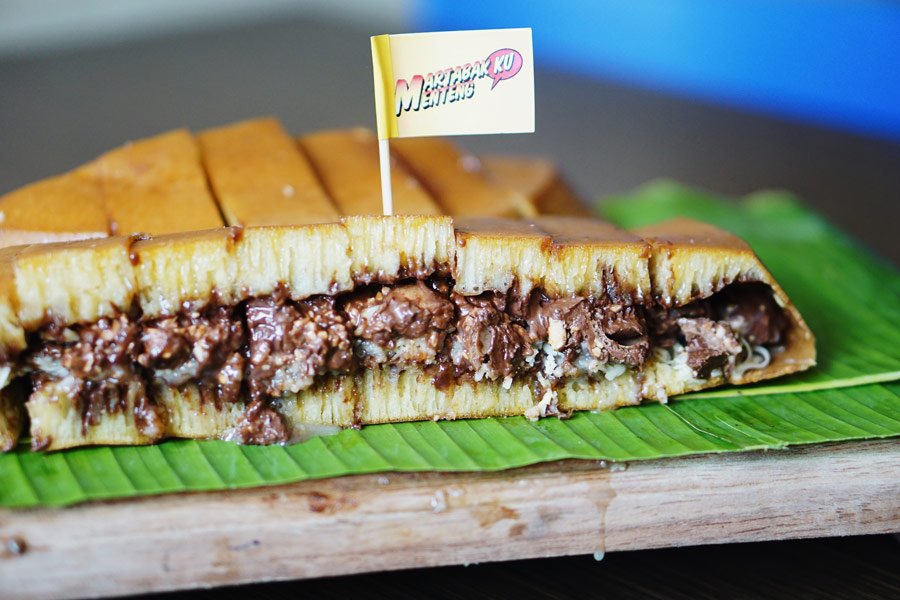 Le martabak de la capitale de Jakarta est un plat inspiré des crêpes