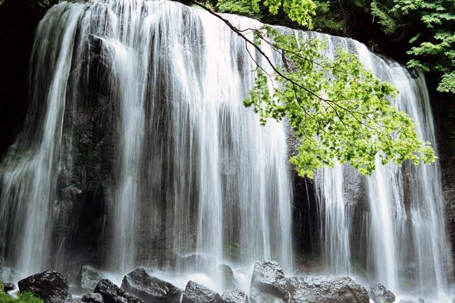 Cascade de Mây