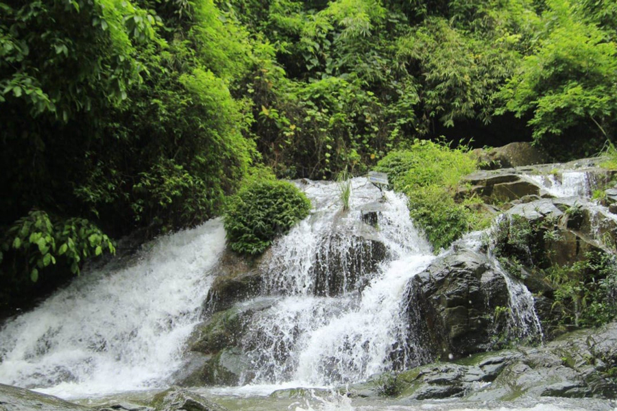 Cascade de Mây