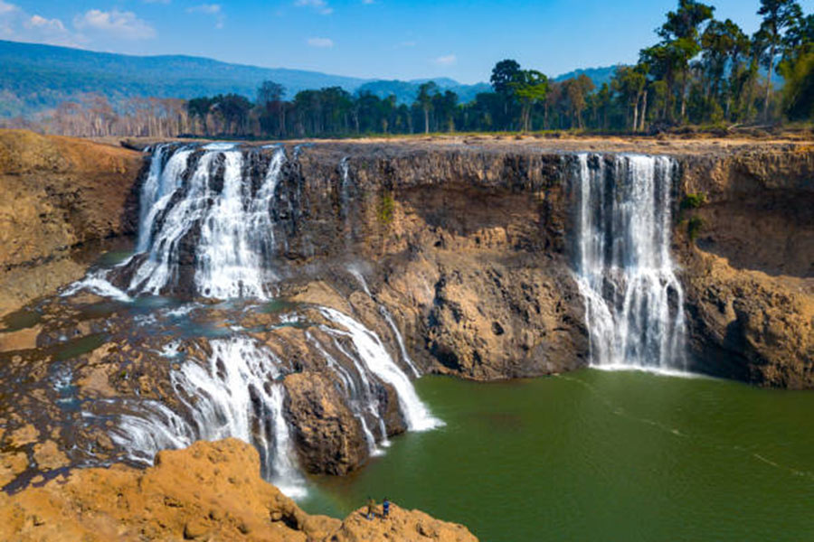 La beauté majestueuse de la cascade Sae Pong Lai