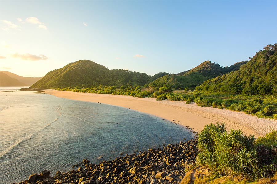 Plage de Kuta est renommé pour son payage paisible et calme