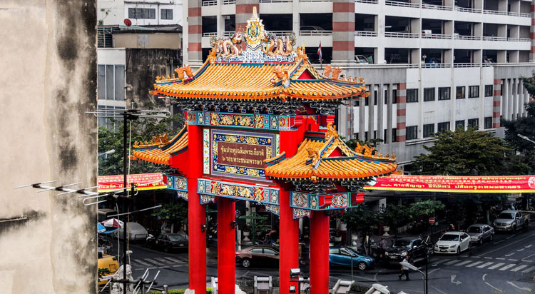 Le China Gate est une construction symbolique de Chinatown à Bangkok