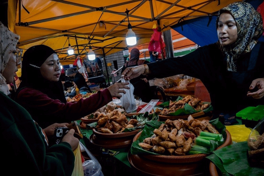 Marché de nuit pendant Ramadan 