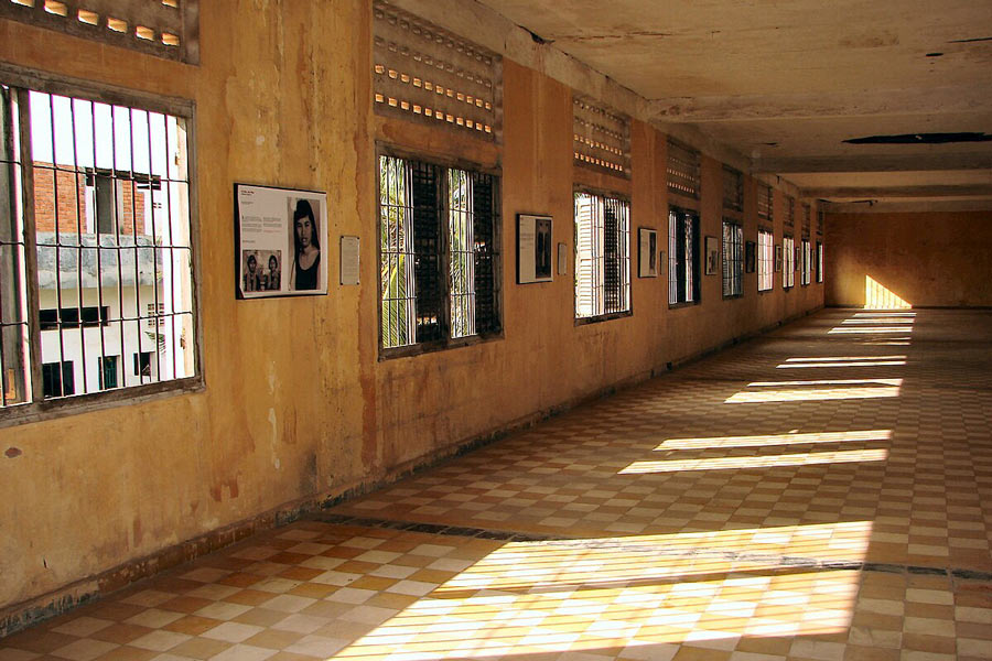 Découverte du musée du génocide de Tuol Sleng est l'une des choses à faire à Phnom Penh