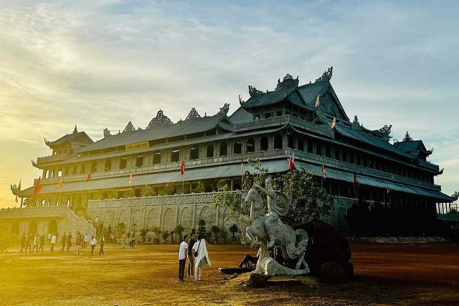 Les pagodes à Ho Chi Minh Ville sont bien plus que de simples monuments religieux