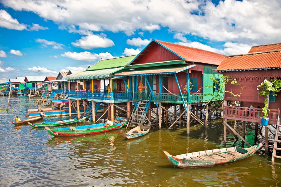 Village flottant de Kampong Khleang est une attraction dans le circuit combiné Thaïlande-Cambodge