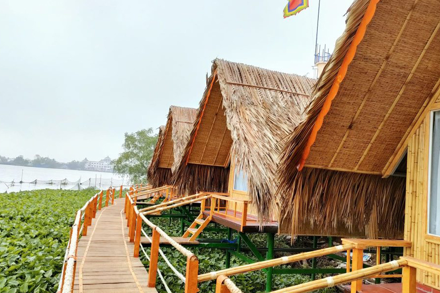 Il existe de nombreuses homestays traditionnels à Con Phung pour répondre aux besoins de tous les visiteurs