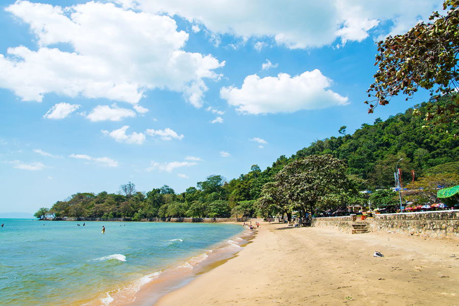 Kep est l'une des destinations balnéaires au Cambodge et en Thaïlande.