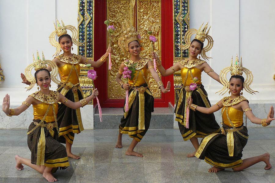 performances de danse thaïlandaise