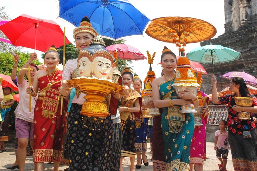 la procession du Prabang