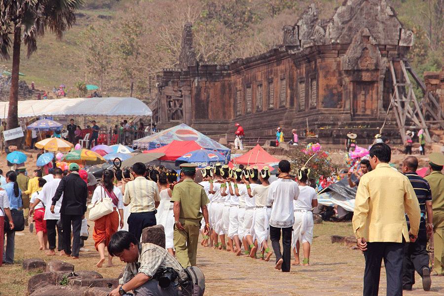 Les activites dans la fête de Wat Phou
