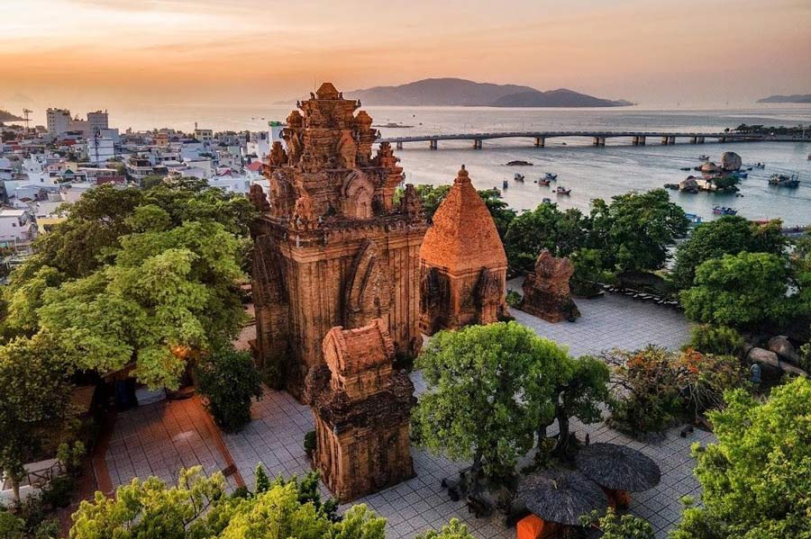 Fusion des provinces au Vietnam