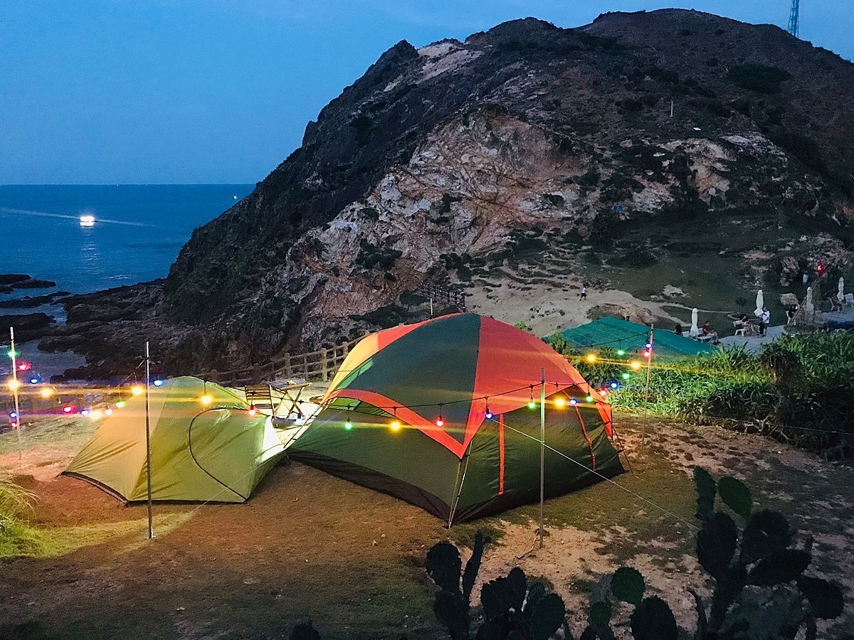 Ghenh Da Dia à Phu Yen est un endroit idéal pour faire du camping