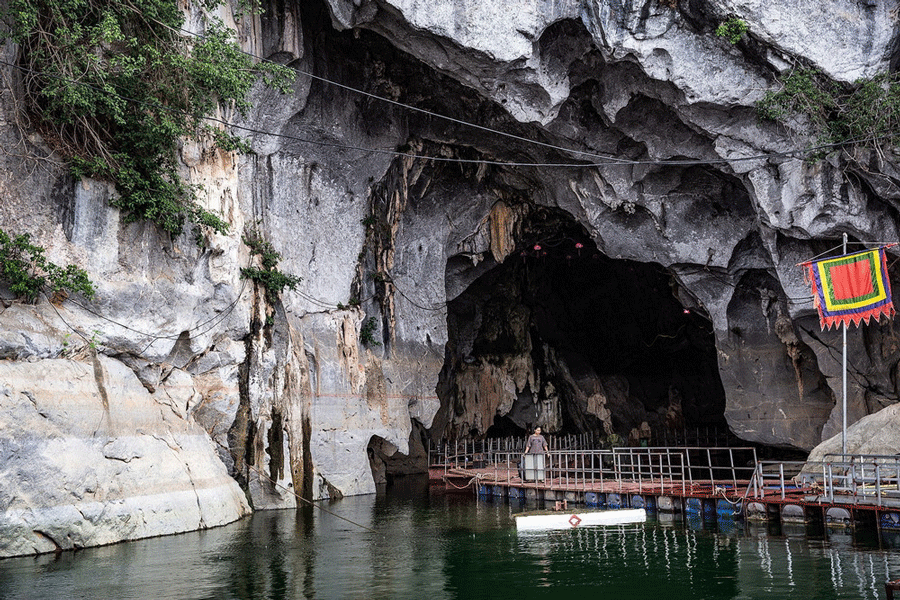 grottes-thac-bo-meilleures-destinations-de-hoa-binh