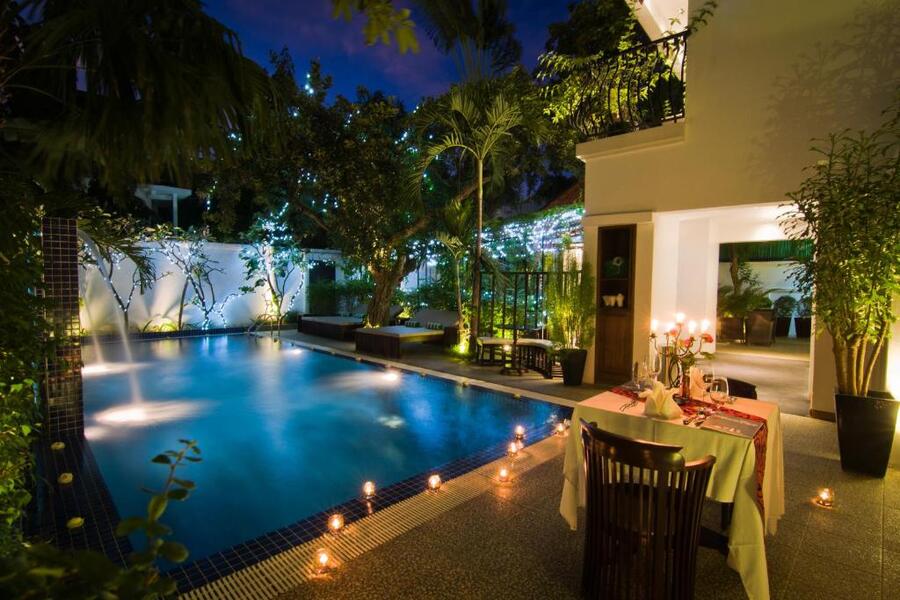 La Rose Suites est connue par l’élégance de l’art khmer parmi des hôtels boutiques à Phnom Penh