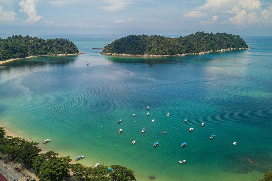 Plages et sports nautiques à l'île de Pangkor