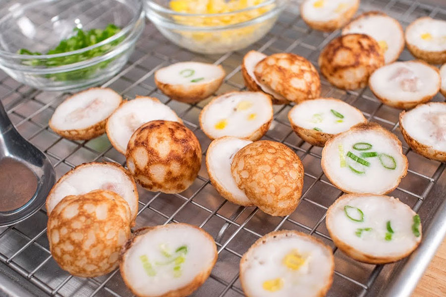 Khanom Krok, une douceur thaïe irrésistible qui laisse un souvenir inoubliable à chaque bouchée