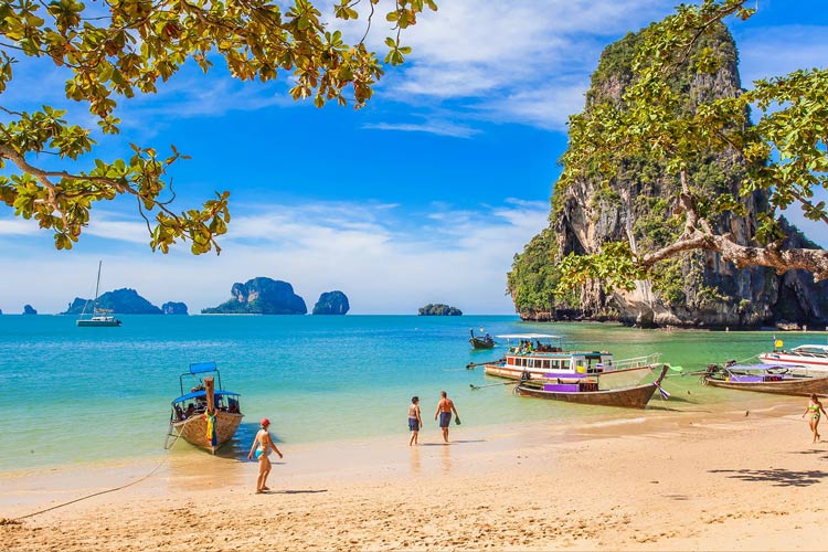 Krabi est l'une des destinations balnéaires les plus renommées en Thailande 