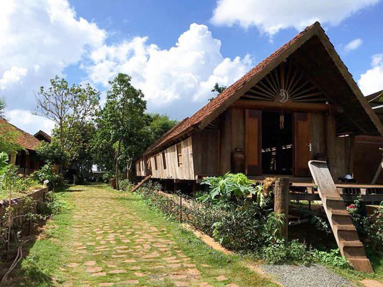 L'architecture des maisons du village de Jun