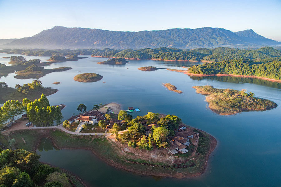 Lac de Nam Ngum