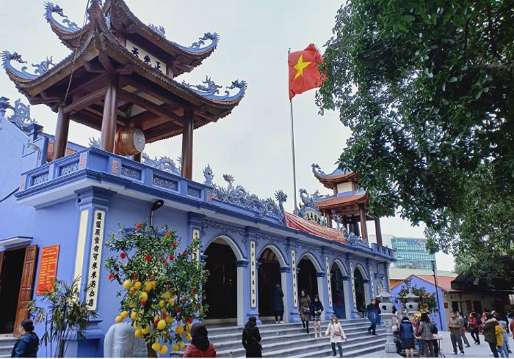 Le temple Ky Cung est aujourd'hui spacieux et moderne